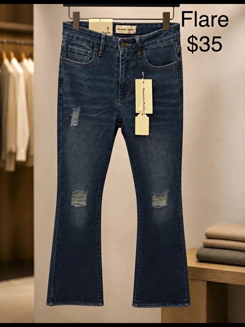 Denim & Co. Women’s Blue Dark Wash Distressed Flare 5-Pocket Jeans, 1